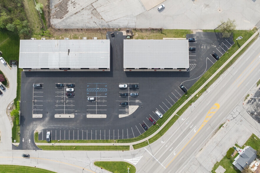 More Photos Of 500-510 Commerce Park Blvd, Northwood Freestanding For Sale