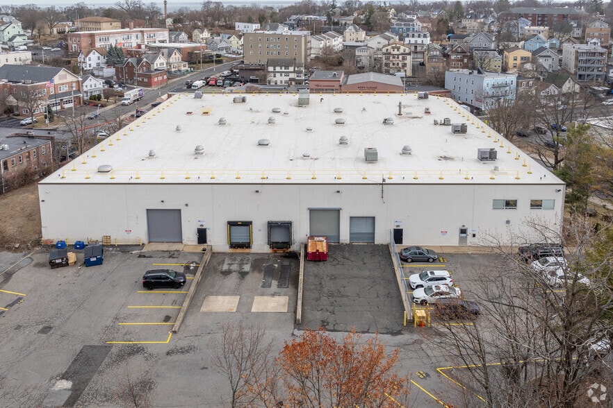 More Photos Of 10 Midland Ave, Port Chester Light Manufacturing For Lease