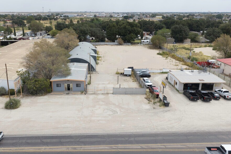 More Photos Of 7020 N County Rd W, Odessa Warehouse For Sale