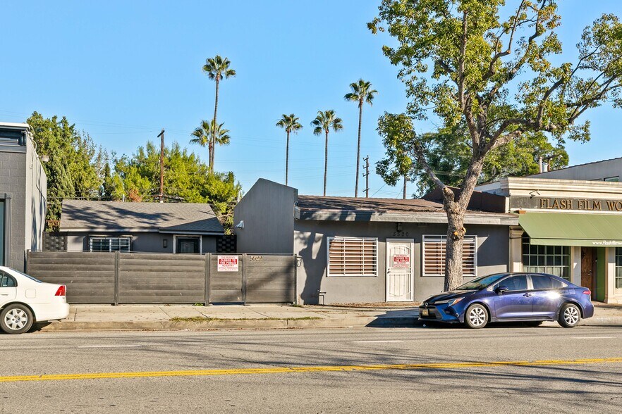 More Photos Of 5520-5522 Cahuenga Blvd, North Hollywood Freestanding For Sale