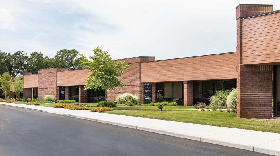 More Photos Of 150 N Patrick Blvd, Brookfield Research And Development For Lease