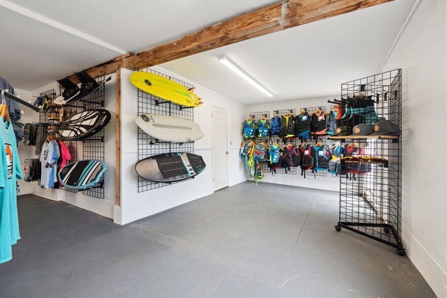 More Photos Of 15 Cooper St, Sunapee Marina For Sale