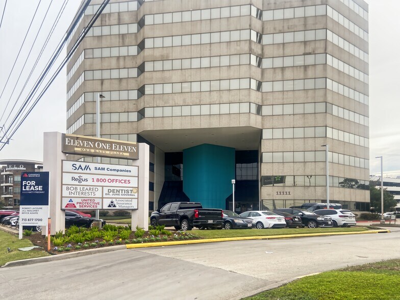 More Photos Of 11111 Katy Fwy, Houston Coworking Space