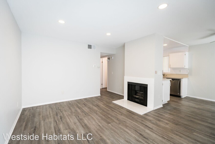 More Photos Of 4406 Cahuenga Blvd, Toluca Lake Apartments For Sale