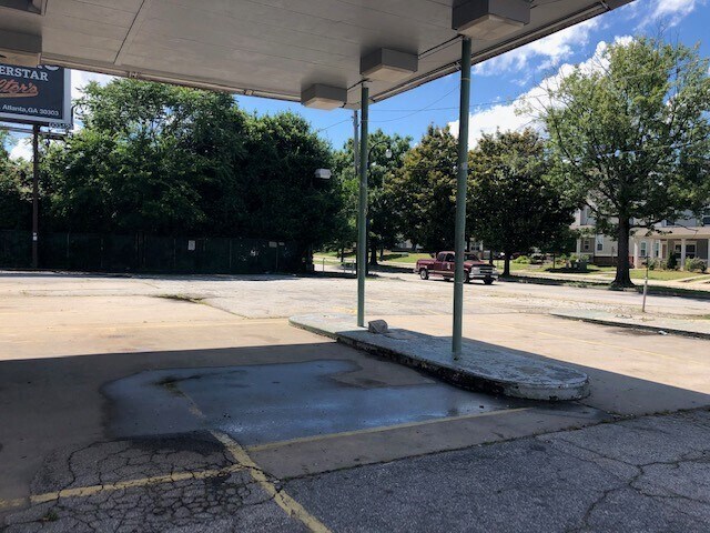 More Photos Of 669 Pryor St, Atlanta General Retail For Sale