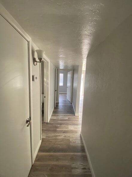 More Photos Of 9208 N 10th St, Phoenix Apartments For Sale