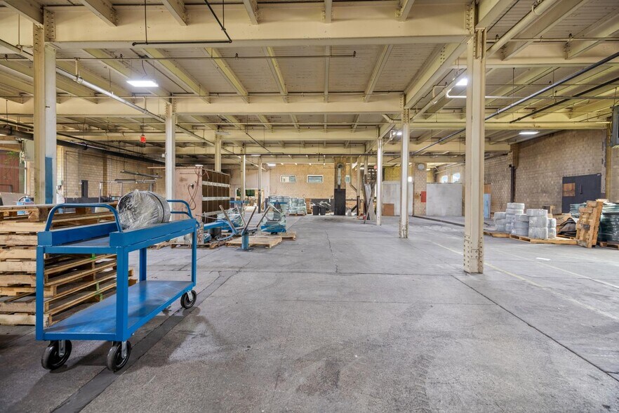 More Photos Of 254 Minot Ave, Auburn Warehouse For Sale