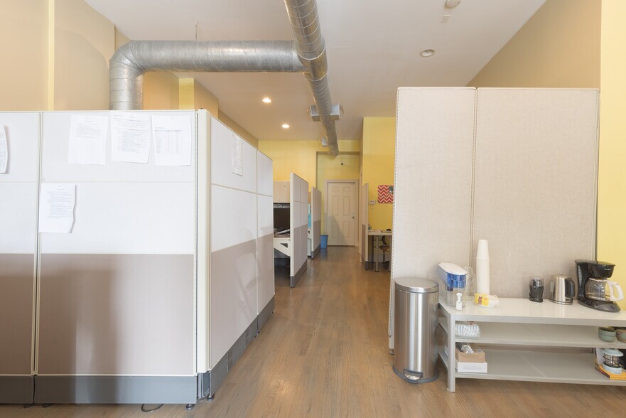 More Photos Of 1532 W Fullerton Ave, Chicago Storefront Retail Residential For Sale