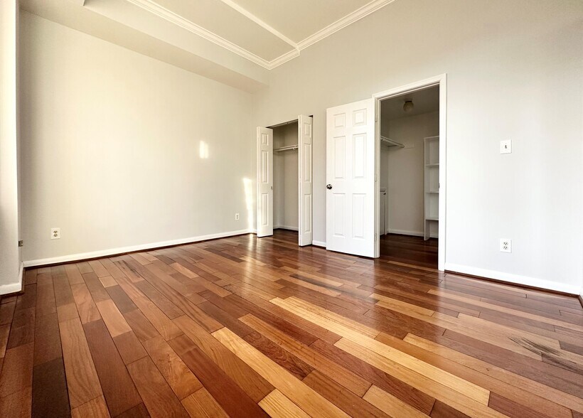 More Photos Of 600 N Eutaw St, Baltimore Storefront Retail Residential For Sale