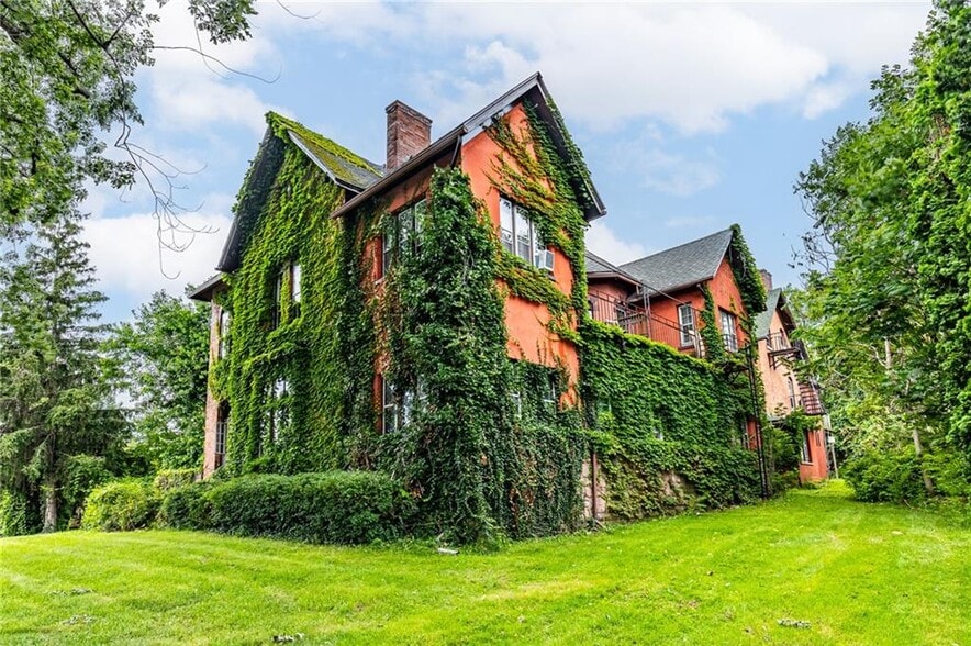 More Photos Of 1041 Lake Ave, Rochester Apartments For Sale
