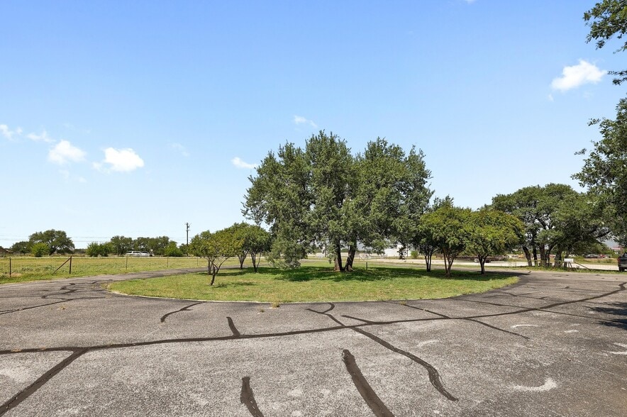 More Photos Of 3900 Shell Rd, Georgetown Land For Sale