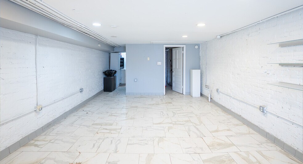 More Photos Of 1210 Pennsylvania Ave SE, Washington Office For Sale