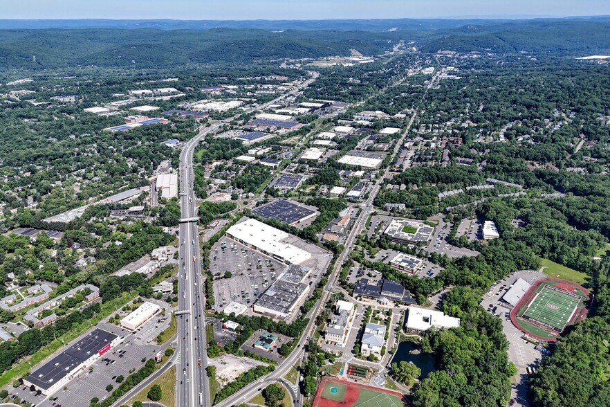 More Photos Of 470 Franklin Tpke, Ramsey Medical For Lease