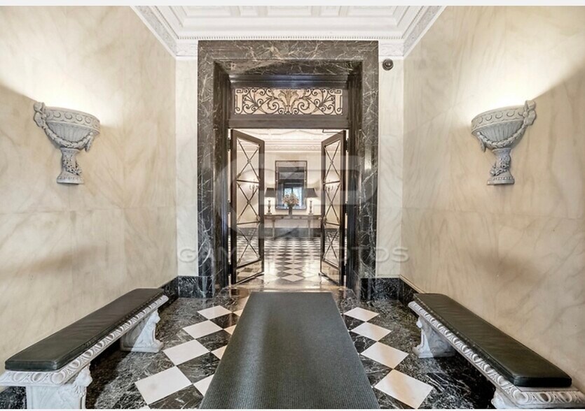 More Photos Of 1136 5th Ave, New York Apartments For Lease