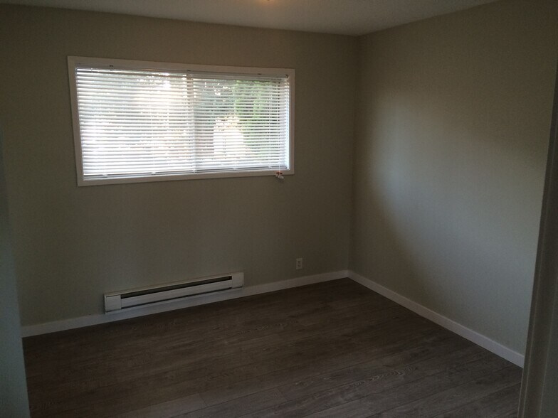 More Photos Of 3023 Wellington St, Port Coquitlam Land For Sale