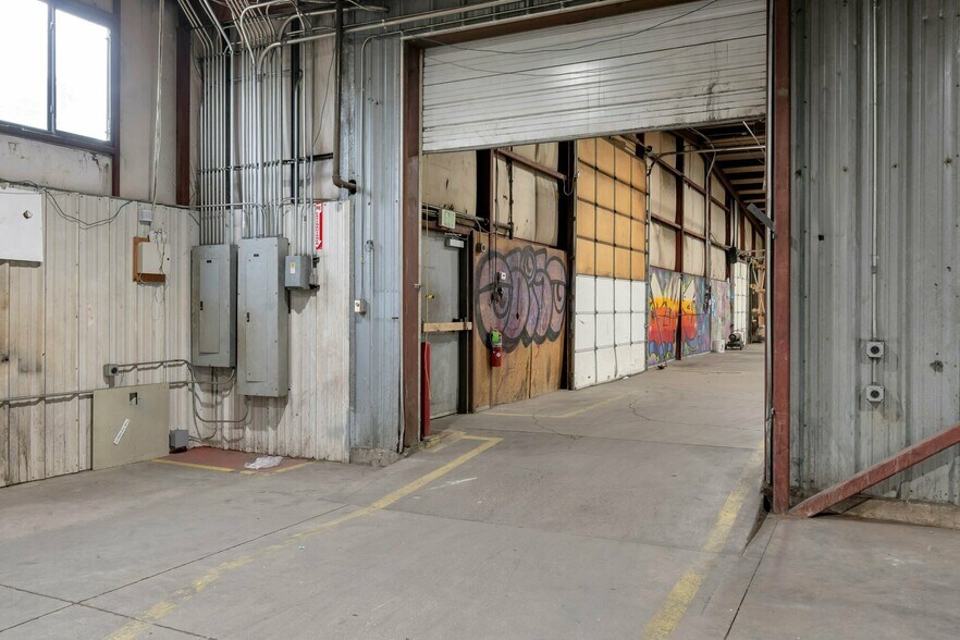 More Photos Of 2401 S Delaware St, Denver Manufacturing For Sale