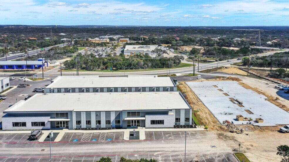 More Photos Of 4318 De Zavala Rd, San Antonio Office For Lease