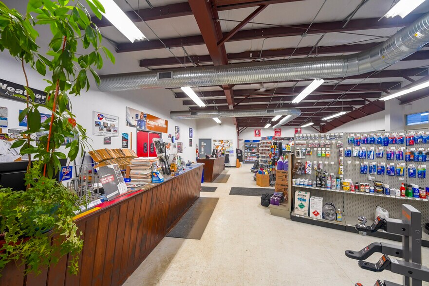 More Photos Of 193 Dix Ave, Glens Falls Freestanding For Sale