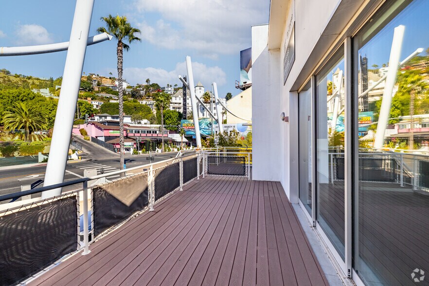 More Photos Of 8240 W Sunset Blvd, West Hollywood Office For Lease