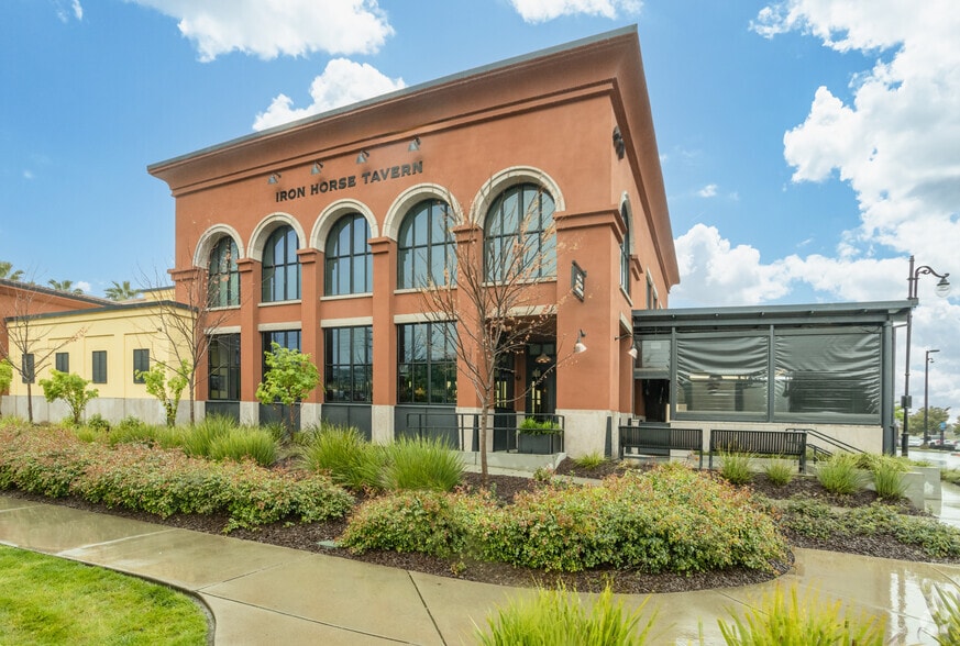 More Photos Of 350 Palladio Pky, Folsom Unknown For Lease