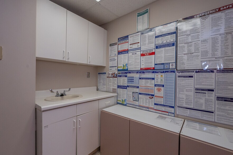 More Photos Of 622 Georges Rd, North Brunswick Medical For Sale