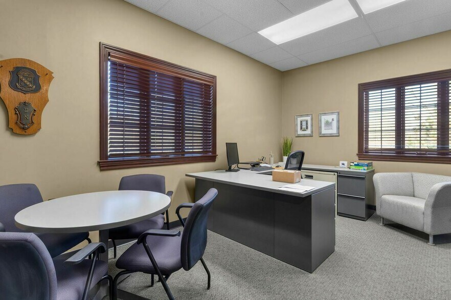 More Photos Of 695 Pro Med Ln, Carmel Medical For Sale