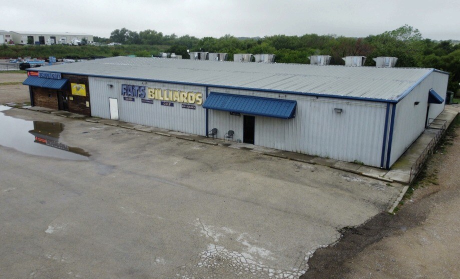 More Photos Of 12701 Saginaw Blvd, Fort Worth Industrial For Sale