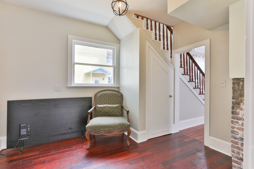 More Photos Of 40 Abbott St, Saint Augustine Flex For Sale