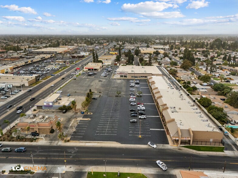 More Photos Of 3792 Ming Ave, Bakersfield Freestanding For Sale