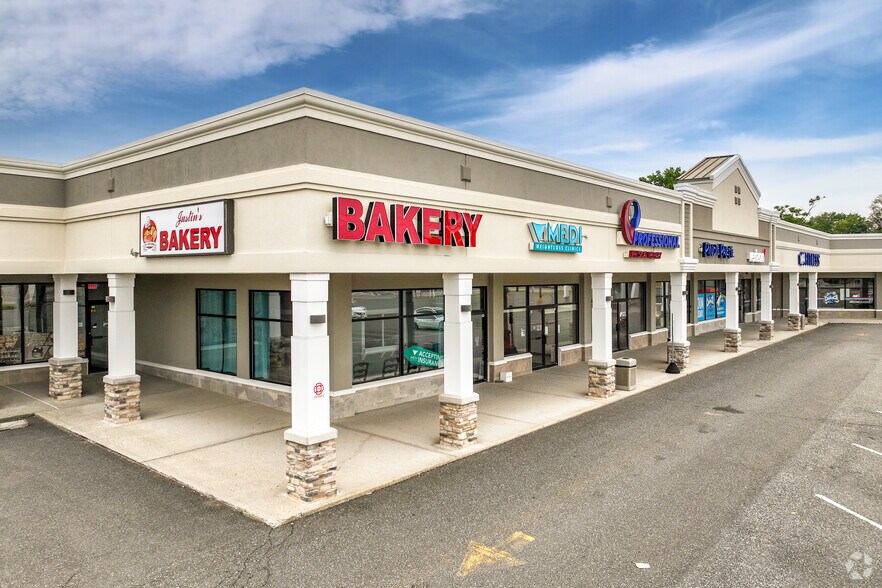 Primary Photo Of 1055 Hamburg Tpke, Wayne Unknown For Lease