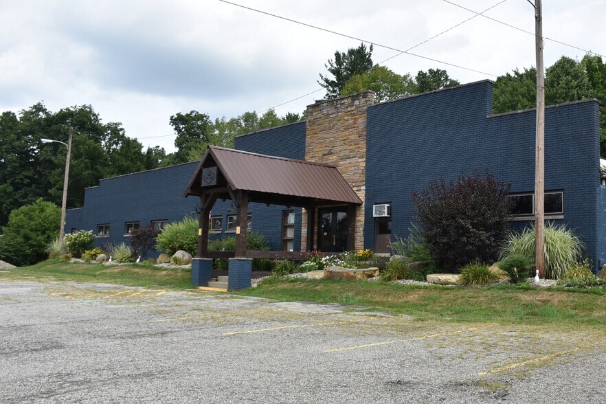 Primary Photo Of 11712 Hydetown Rd, Titusville Bowling Alley For Sale