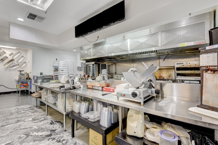 More Photos Of 4375 S Buffalo Dr, Las Vegas Storefront Retail Office For Sale