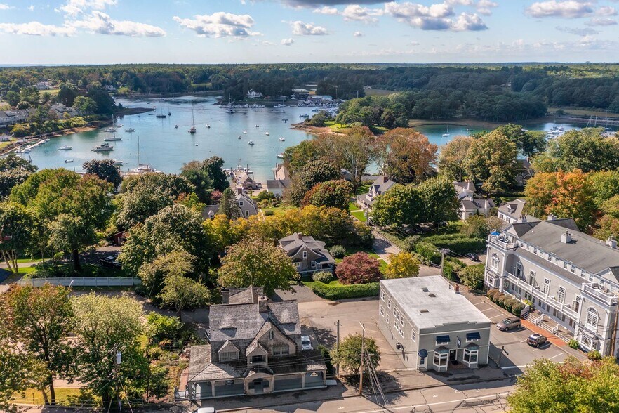 More Photos Of 435 York St, York Office Residential For Sale