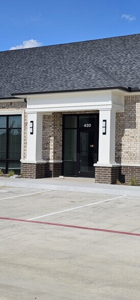 More Photos Of 1630 W Prosper Trl, Prosper Unknown For Lease