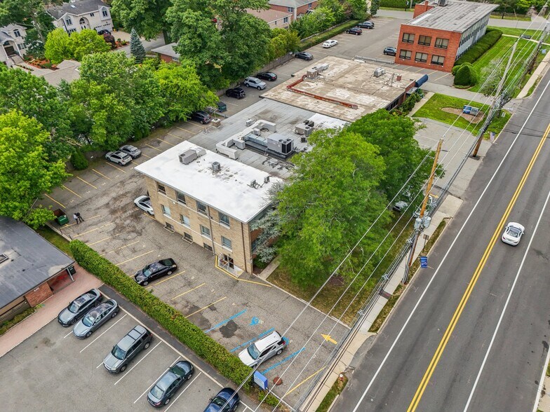 More Photos Of 616 E Palisade Ave, Englewood Cliffs Office For Sale