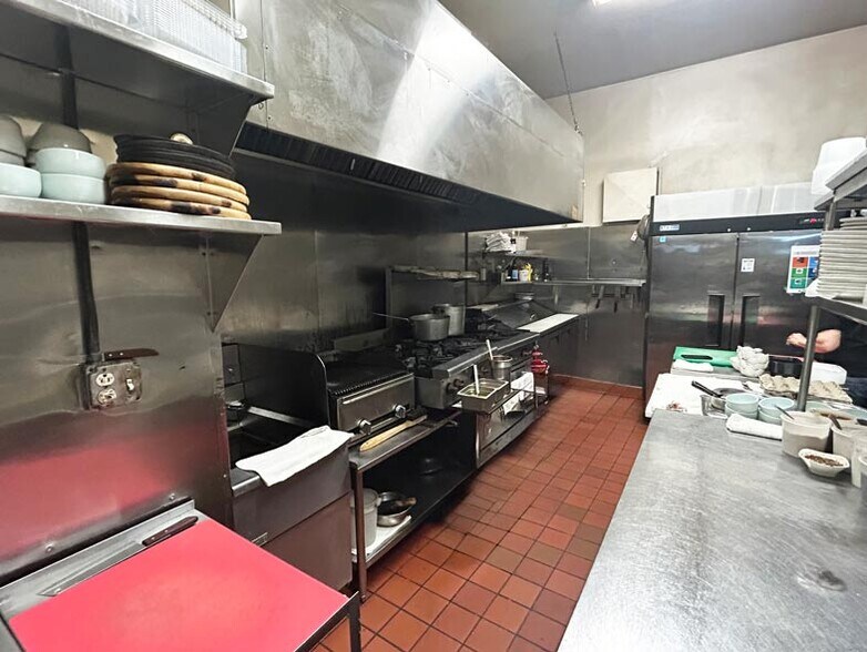 More Photos Of 1600 Folsom St, San Francisco Apartments For Lease