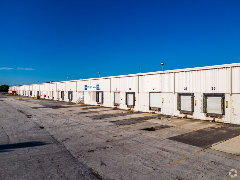 More Photos Of 1820 Massaro Blvd, Tampa Warehouse For Lease