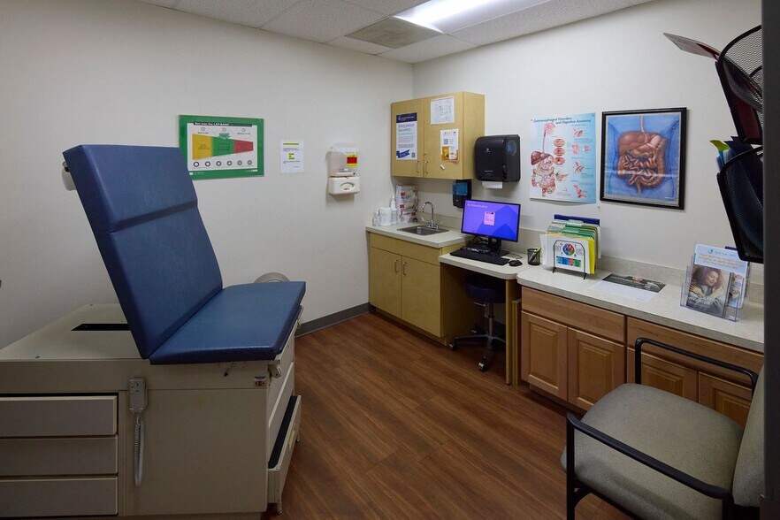 More Photos Of 700 Geipe Rd, Catonsville Medical For Lease