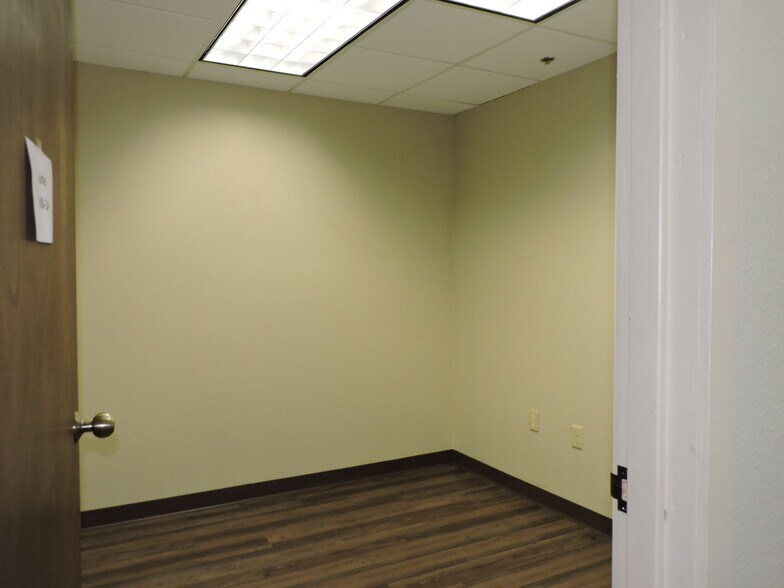 More Photos Of 500 S Florida Ave, Lakeland Coworking Space