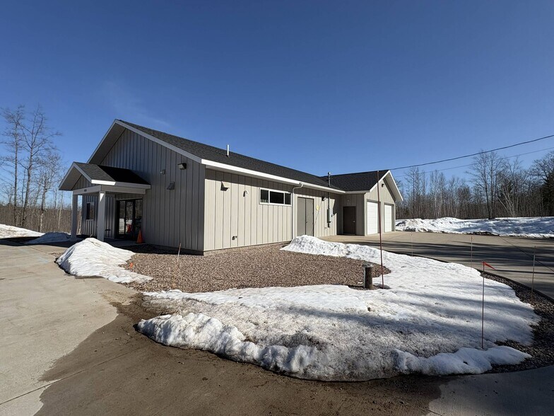 More Photos Of 928 County Road 480, Marquette Service For Sale