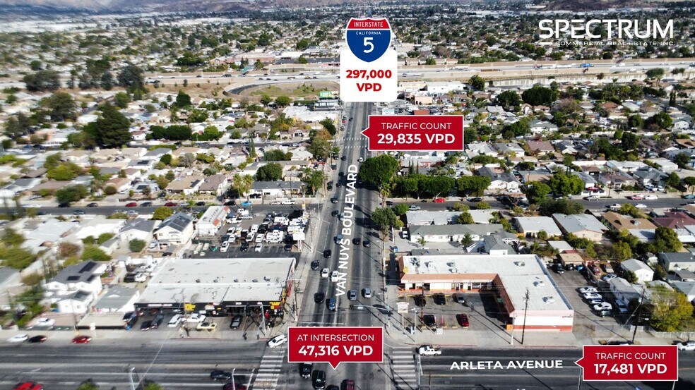 More Photos Of 14018-14028 Van Nuys Blvd, Pacoima Storefront For Lease