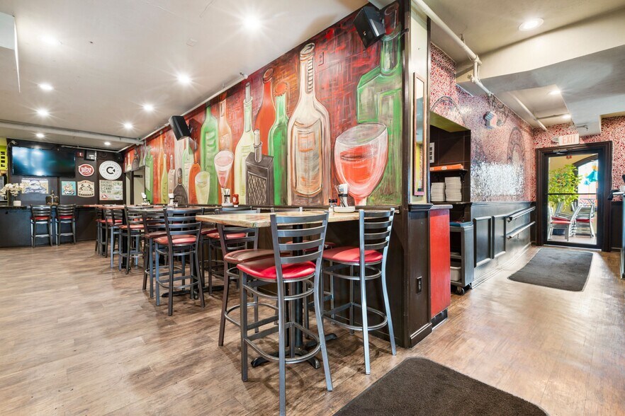 More Photos Of 278-282 Shrewsbury St, Worcester Storefront Retail Residential For Sale