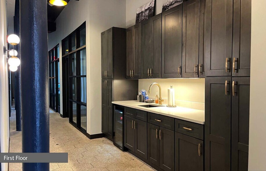 More Photos Of 20 S Balph Ave, Pittsburgh Loft Creative Space For Sale