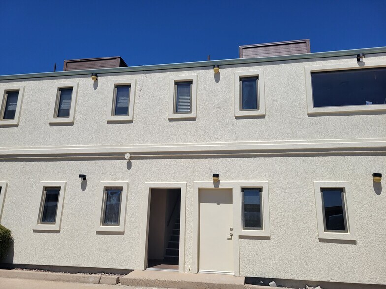 More Photos Of 919 12th Pl, Prescott Medical For Sale