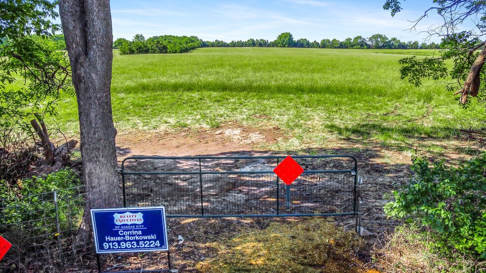 More Photos Of 902 Harvest Drive, Louisburg Land For Sale