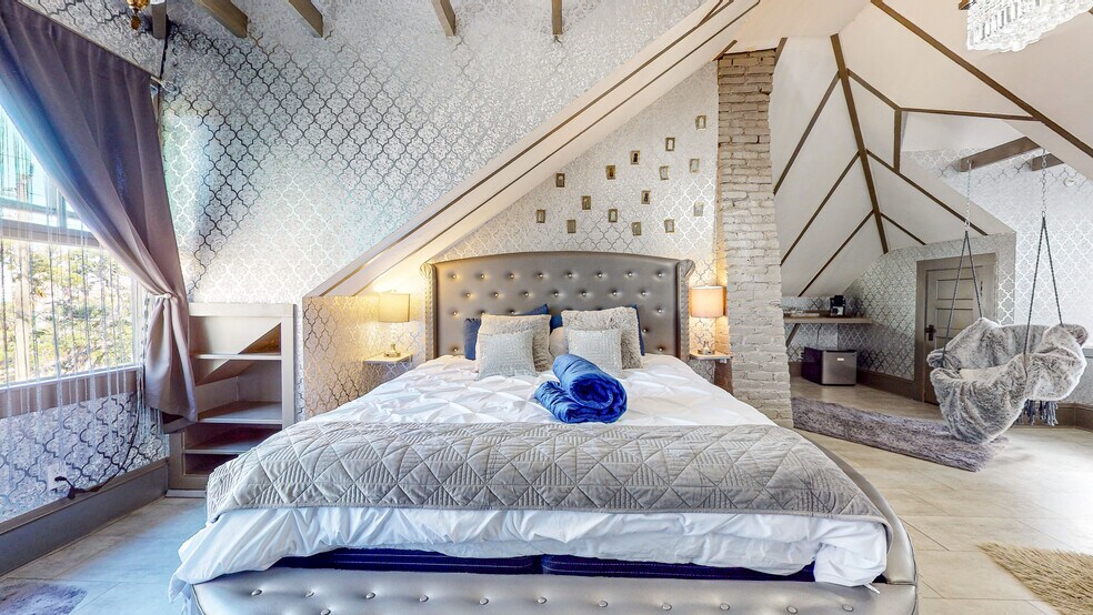 More Photos Of 63 Orange St, Saint Augustine Hospitality For Sale