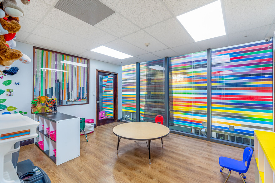 More Photos Of 25 SW 9th St, Miami Office Residential For Sale