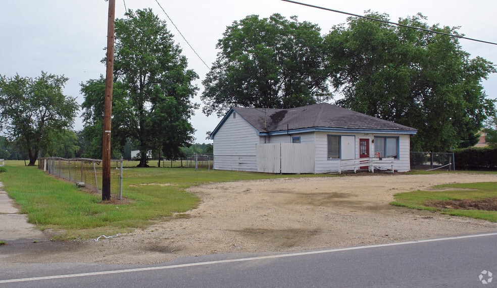 More Photos Of 549 E New Hope Rd, Goldsboro Land For Sale