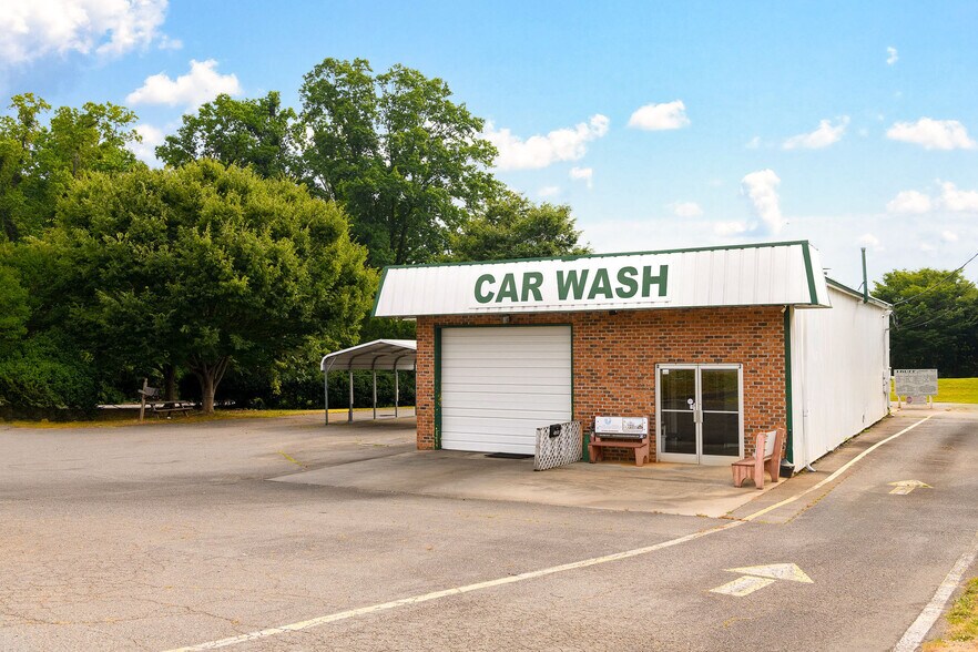 More Photos Of 921 Yadkinville Rd, Mocksville Carwash For Sale