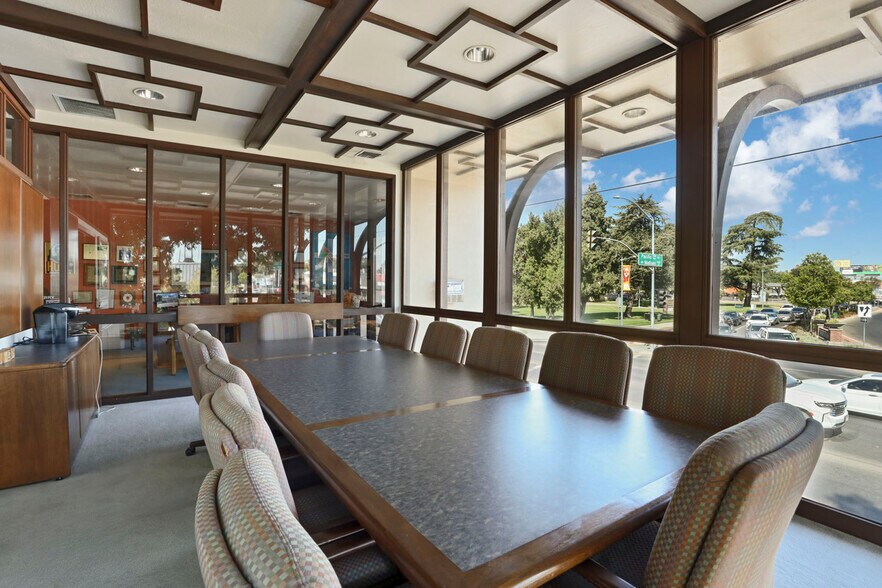 More Photos Of 200 W Harding Way, Stockton Office For Sale
